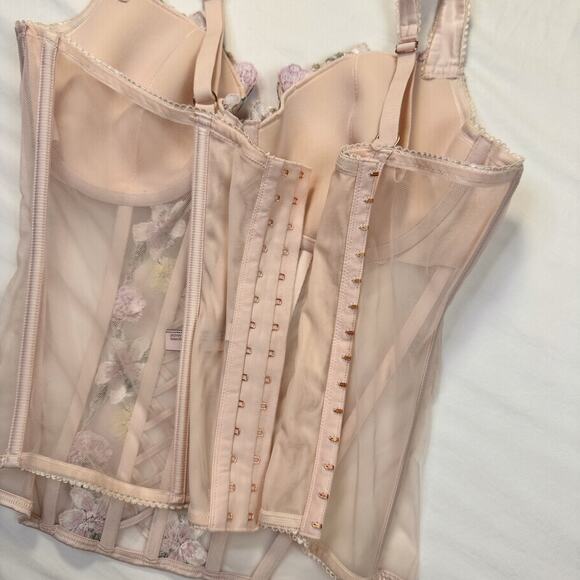 Victoria’s Secret Floral Embroidered Corset Bustier XL Coquette Festival Bridal - Picture 9 of 14